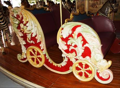 A picture containing red

Description automatically generated