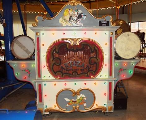 A picture containing indoor, floor, wall
Description automatically generated