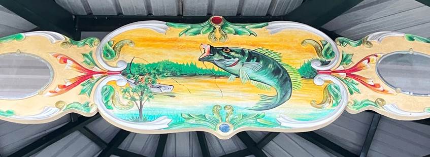 A painting of a fish on a wall
AI-generated content may be incorrect.