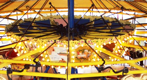 A picture containing indoor
Description automatically generated